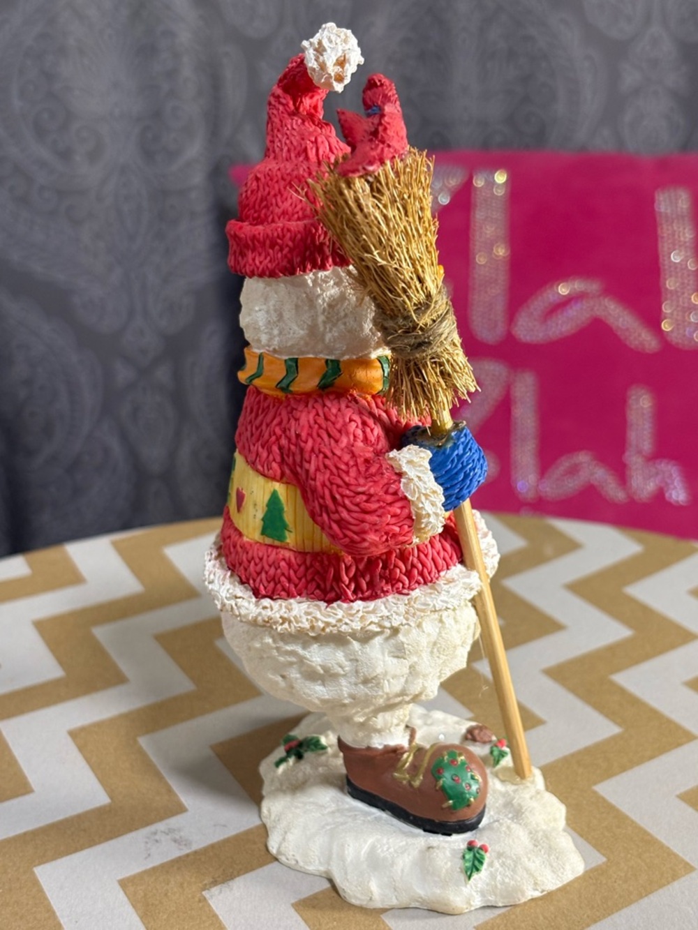 Vintage Resin Snowman with Cardinal and Bell - Classic Christmas Collection - Picture 14 of 16